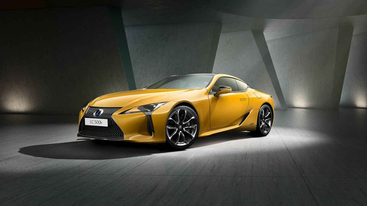 LEXUS LØFTER SLØRET FOR NY LC YELLOW EDITION