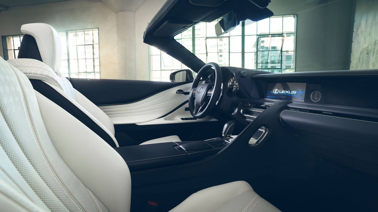 OPLEV LEXUS’ LC CONVERTIBLE CONCEPT