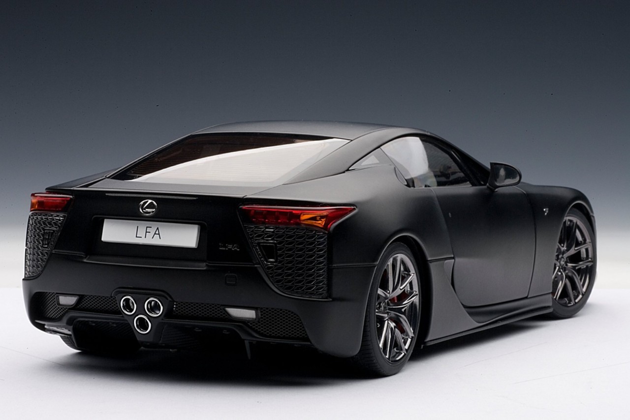 lexus-lfa-autoart-matte-black-5